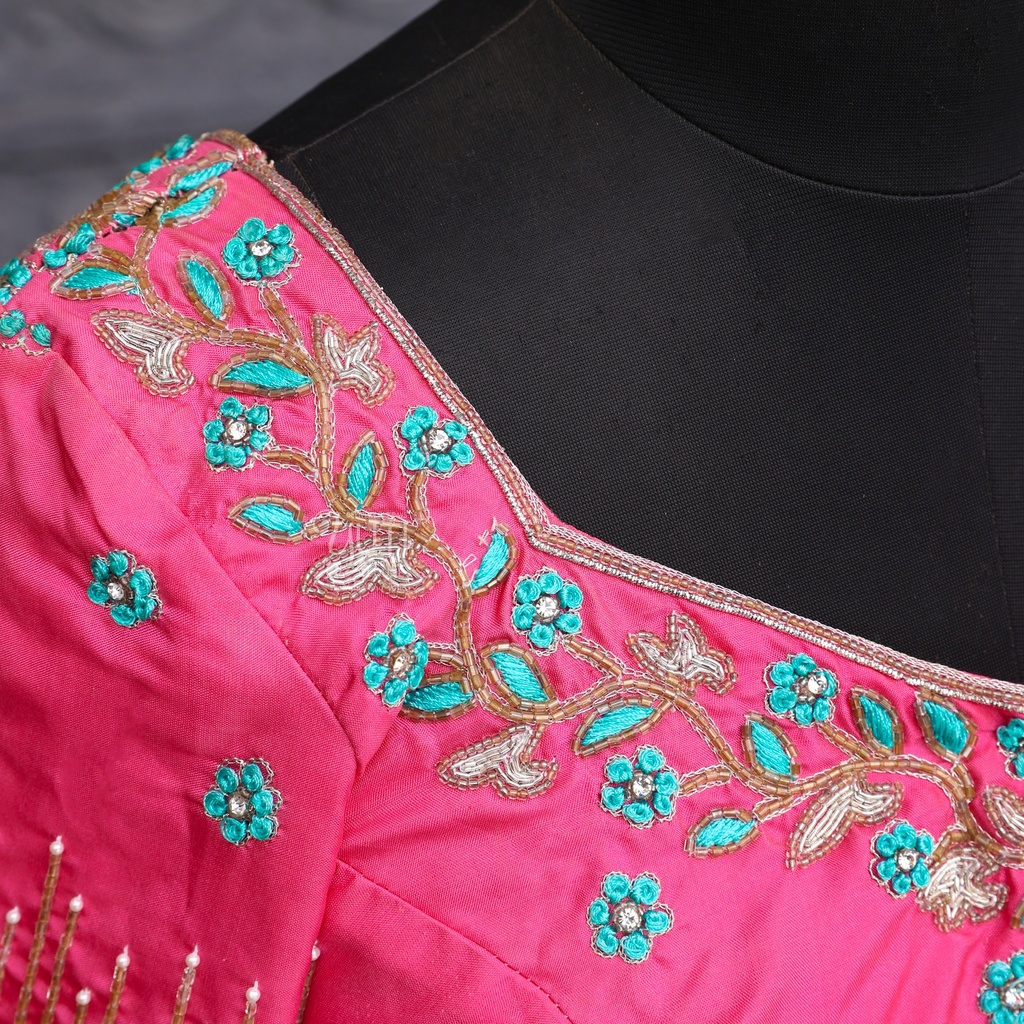 Pink Bride  Aari Work Blouse Designs| SIZE 32(adjustable up to 28- 34)