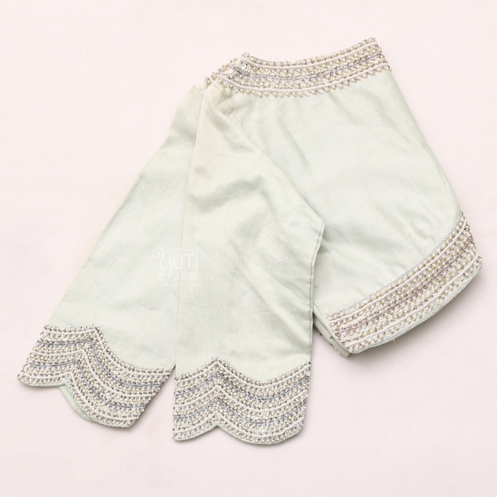 White Bridal Aari Blouse |