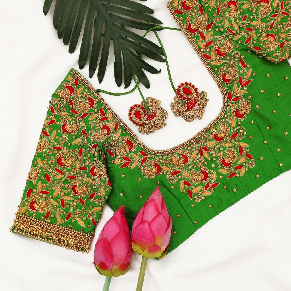 green-blouse-with-contrast-peacock-design-by-yuti-designers3
