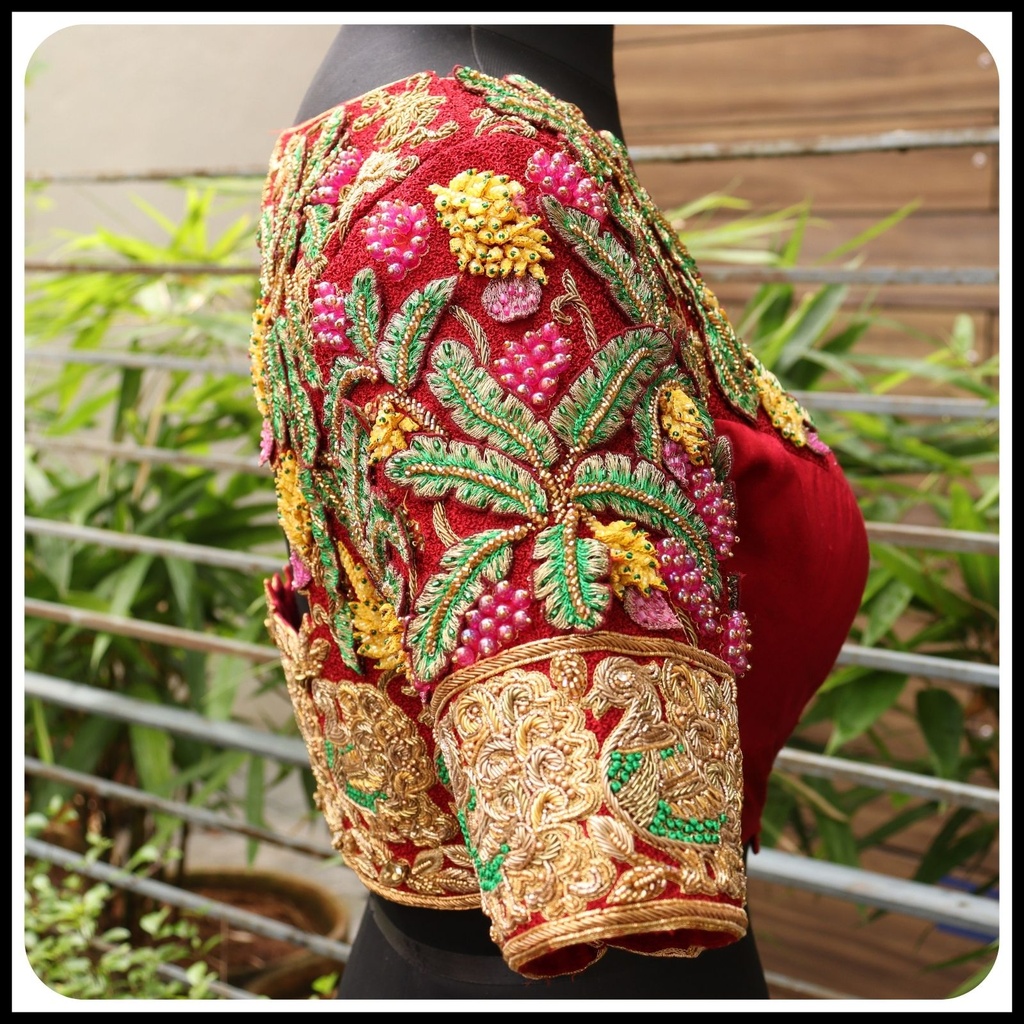 0177-vazhia-red-1
