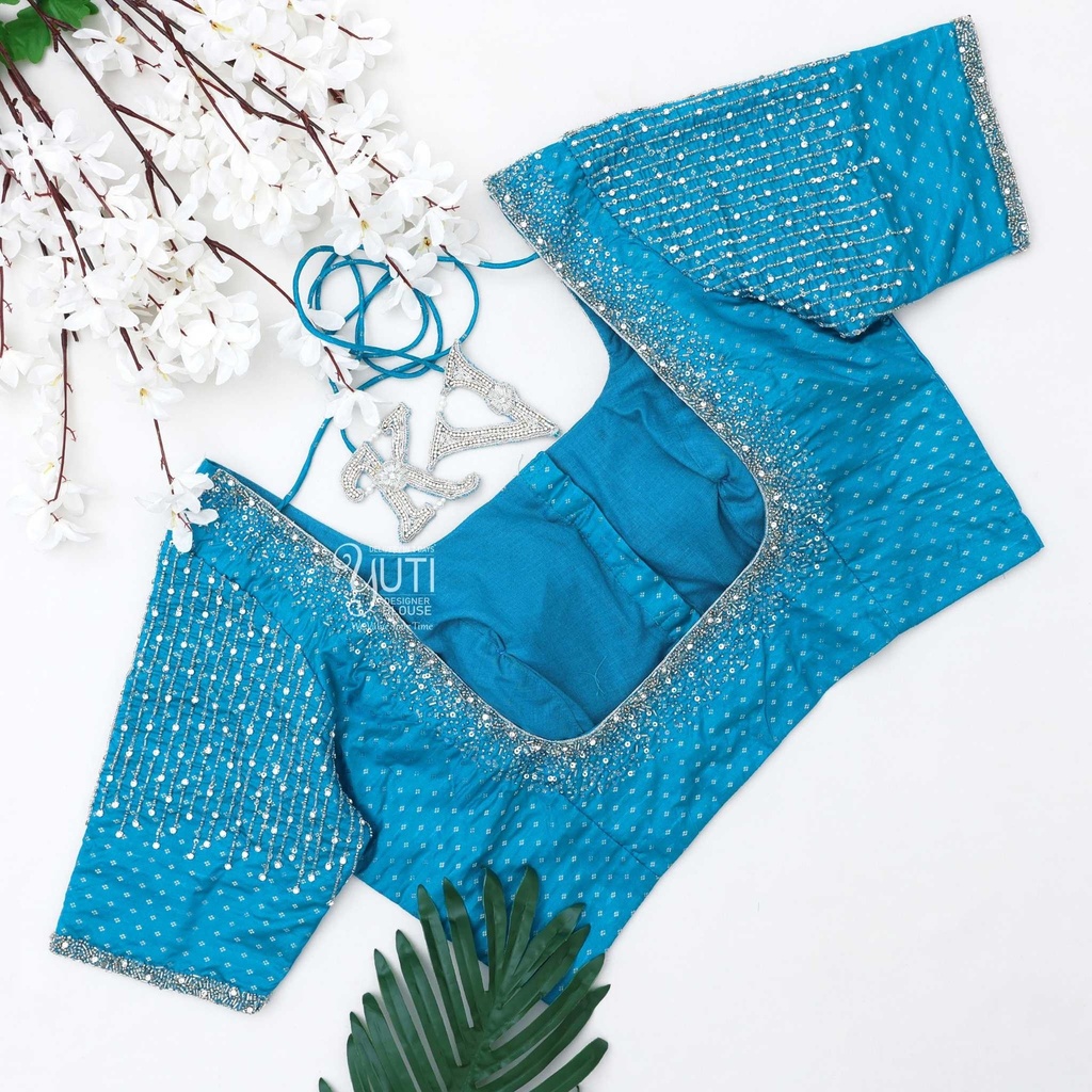 Blue vertical line stardust design