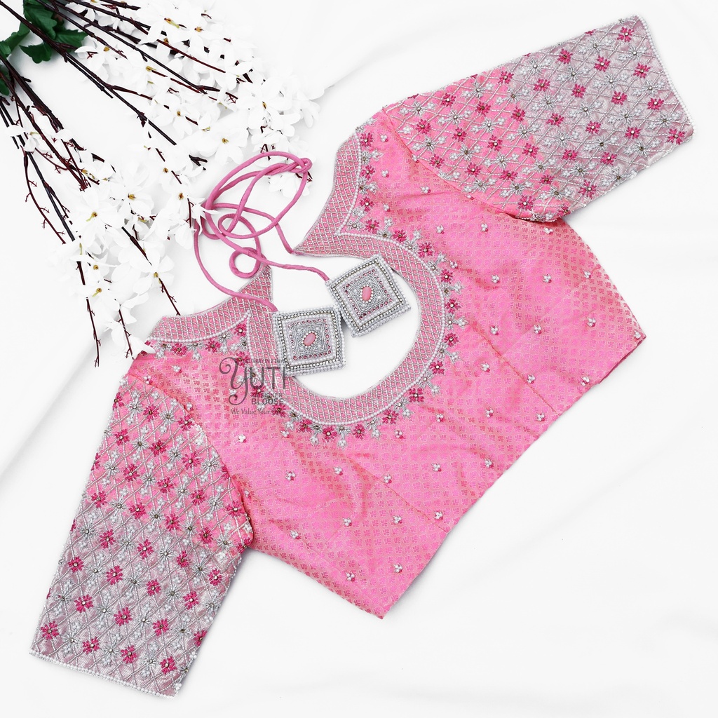 Pink pearl checks design