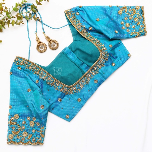 Traditional craftsmanship with this exquisite blue blouse