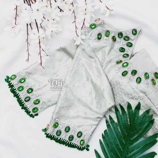 Silver blouse with emerald green fitting